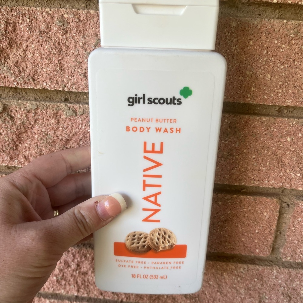 Native Girl Scouts Peanut Butter Cookie Body Wash 18oz Limited Edition